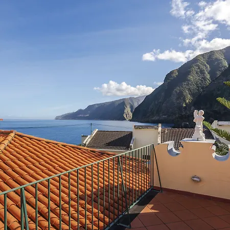 Casa Videiras 4* Seixal (Madeira)