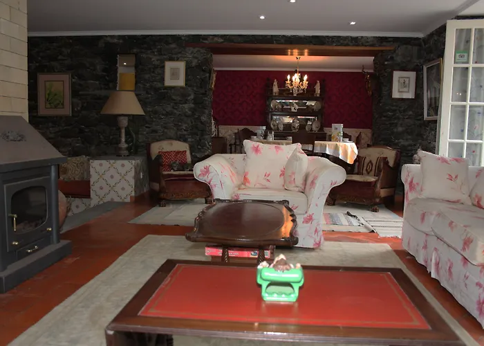 Casa Das Videiras Bed & Breakfast