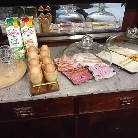 Casa Videiras לינה וארוחת בוקר סיישאו
