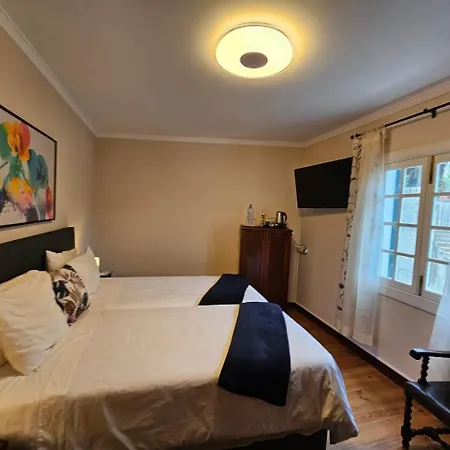 Casa Videiras Panzió Seixal