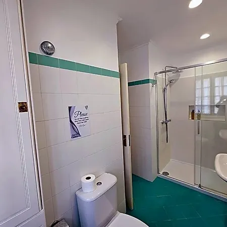Casa Videiras Bed & Breakfast