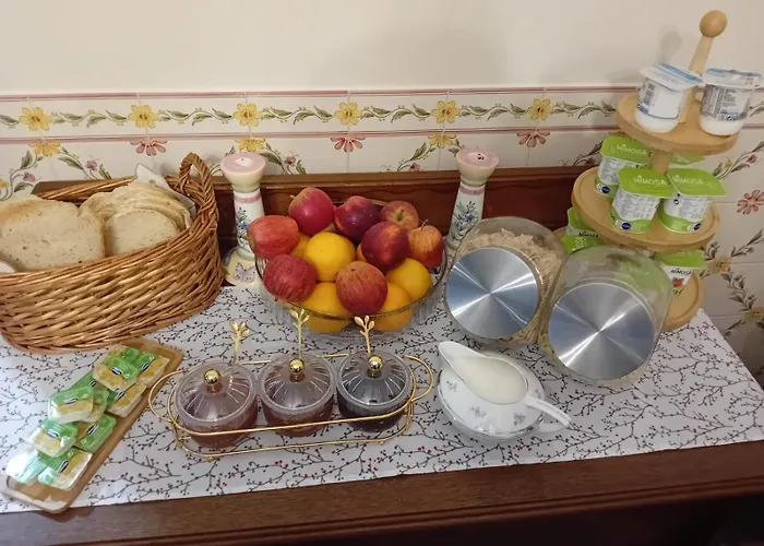 Casa Das Videiras Bed & Breakfast