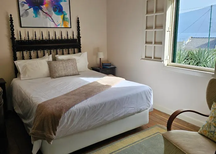 Casa Das Videiras Bed & Breakfast