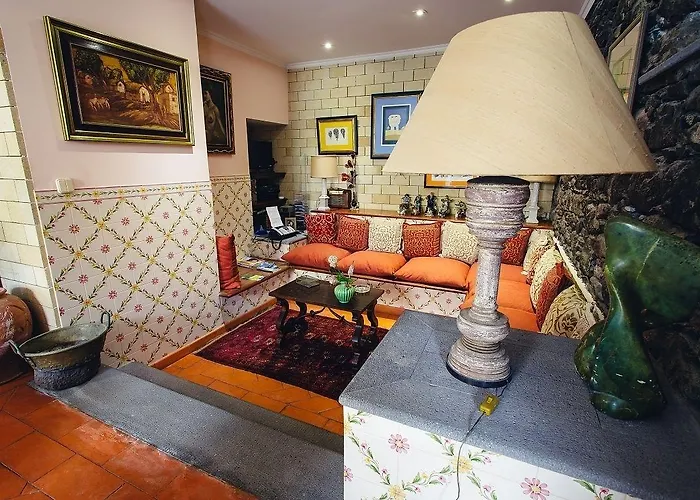 Casa Das Videiras Bed & Breakfast 4*